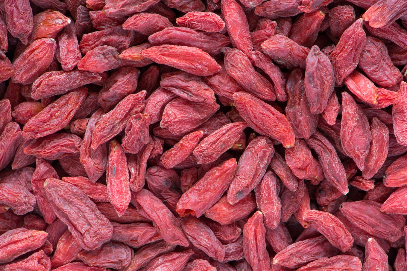 antioxidant-containing goji berries