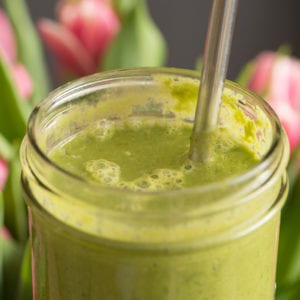 super greens smoothie in preserving jar