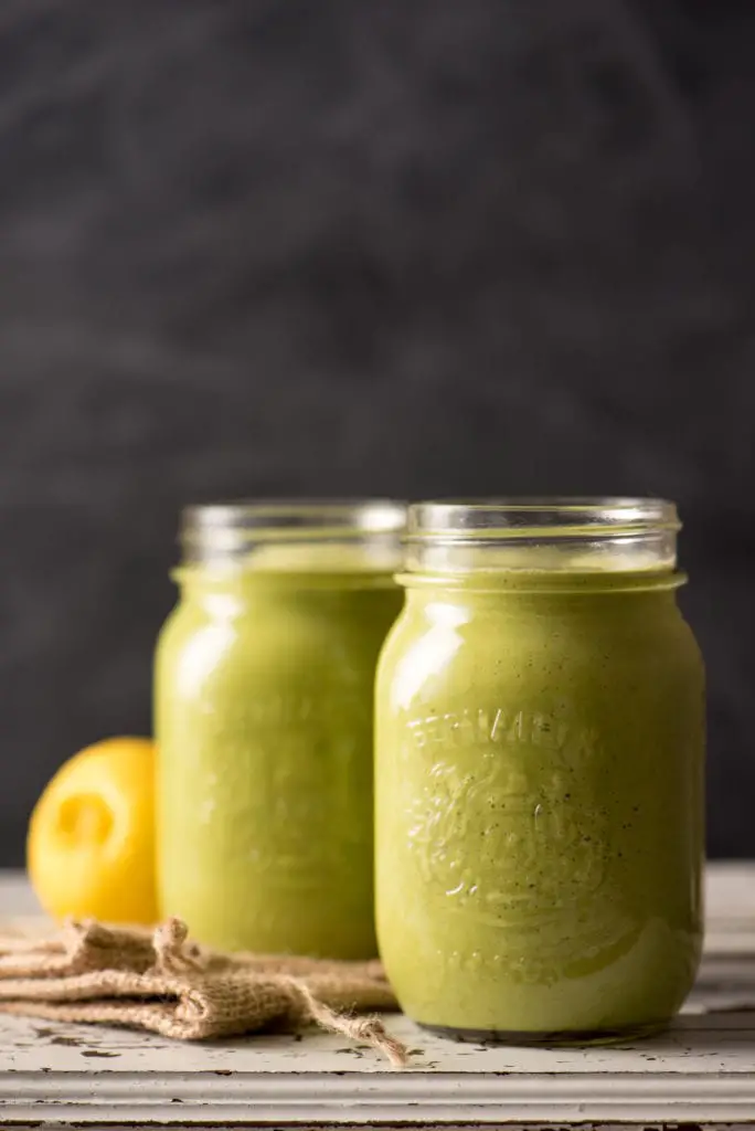 apple ginger smoothie in jars