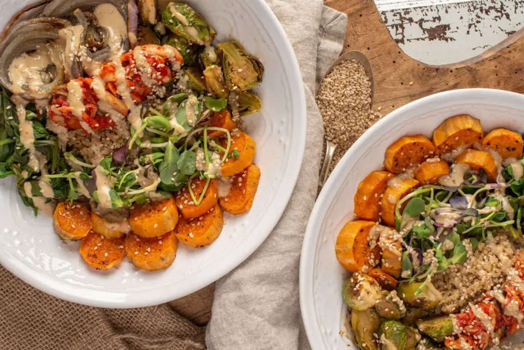 vegetables and quinoa in two bowls