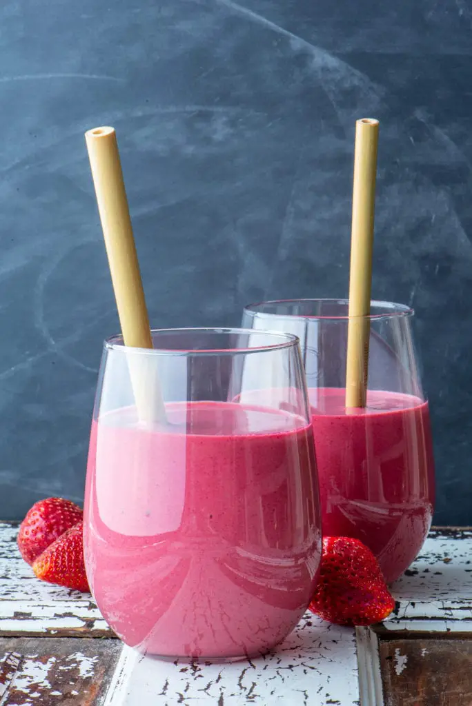 pretty in pink smoothie in two glasses