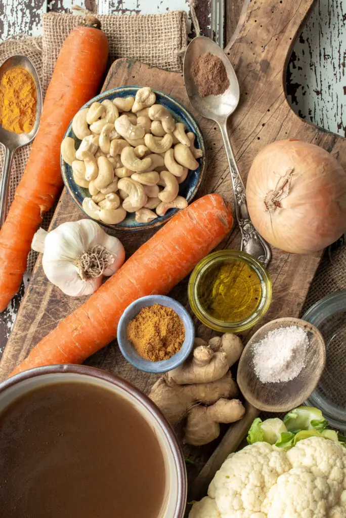 turmeric, cauliflower, ginger and cashews - foods that fight inflammation