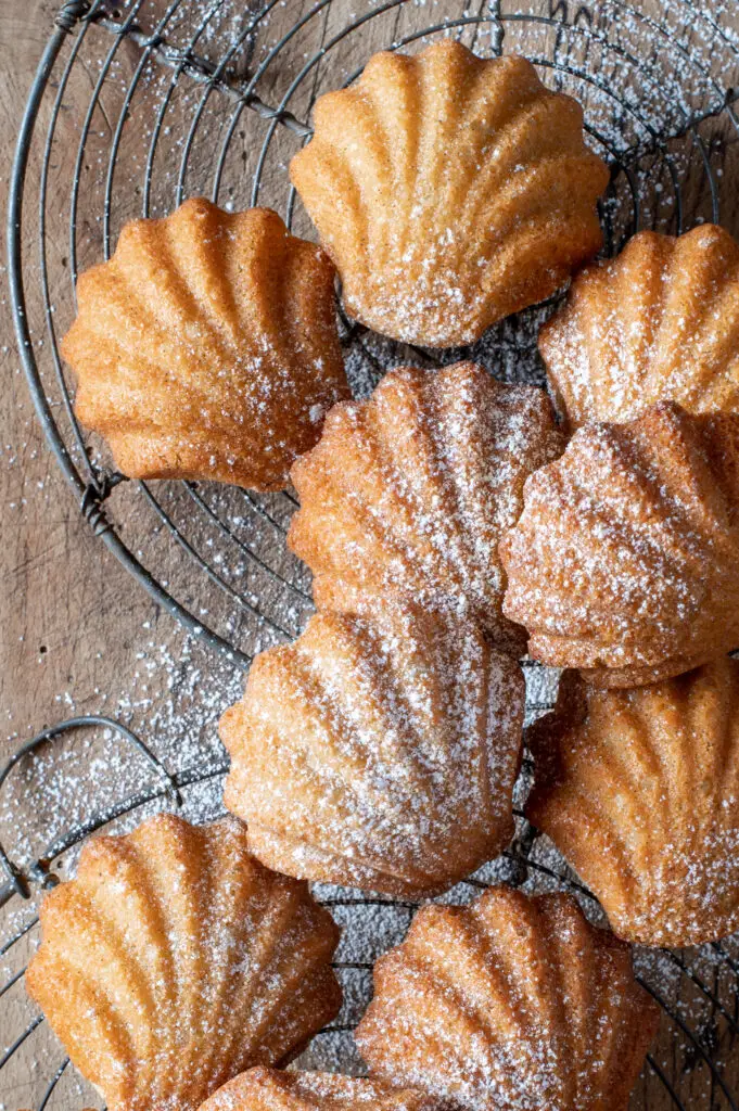 tea cakes on cooling racks