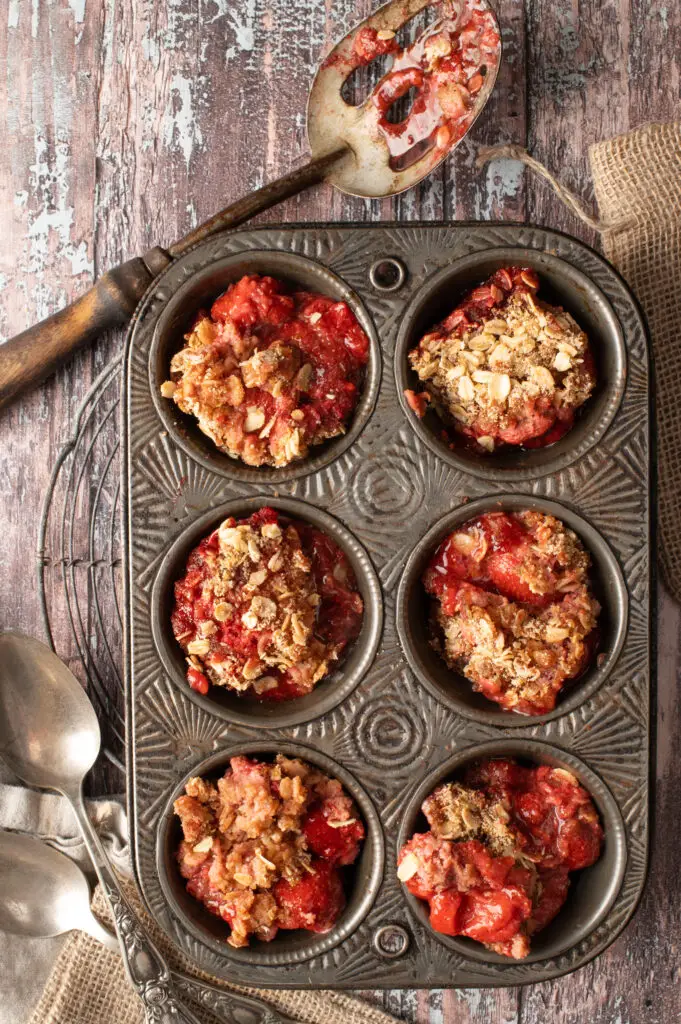 strawberry coconut crumble in muffin tin cups