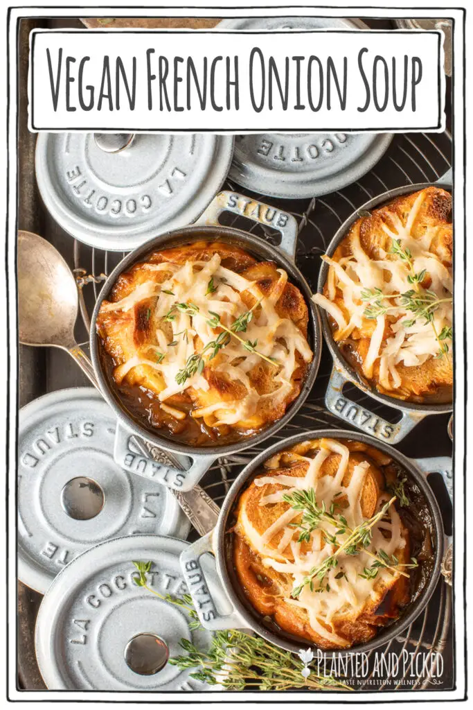vegan french onion soup in cocottes - pinterest image